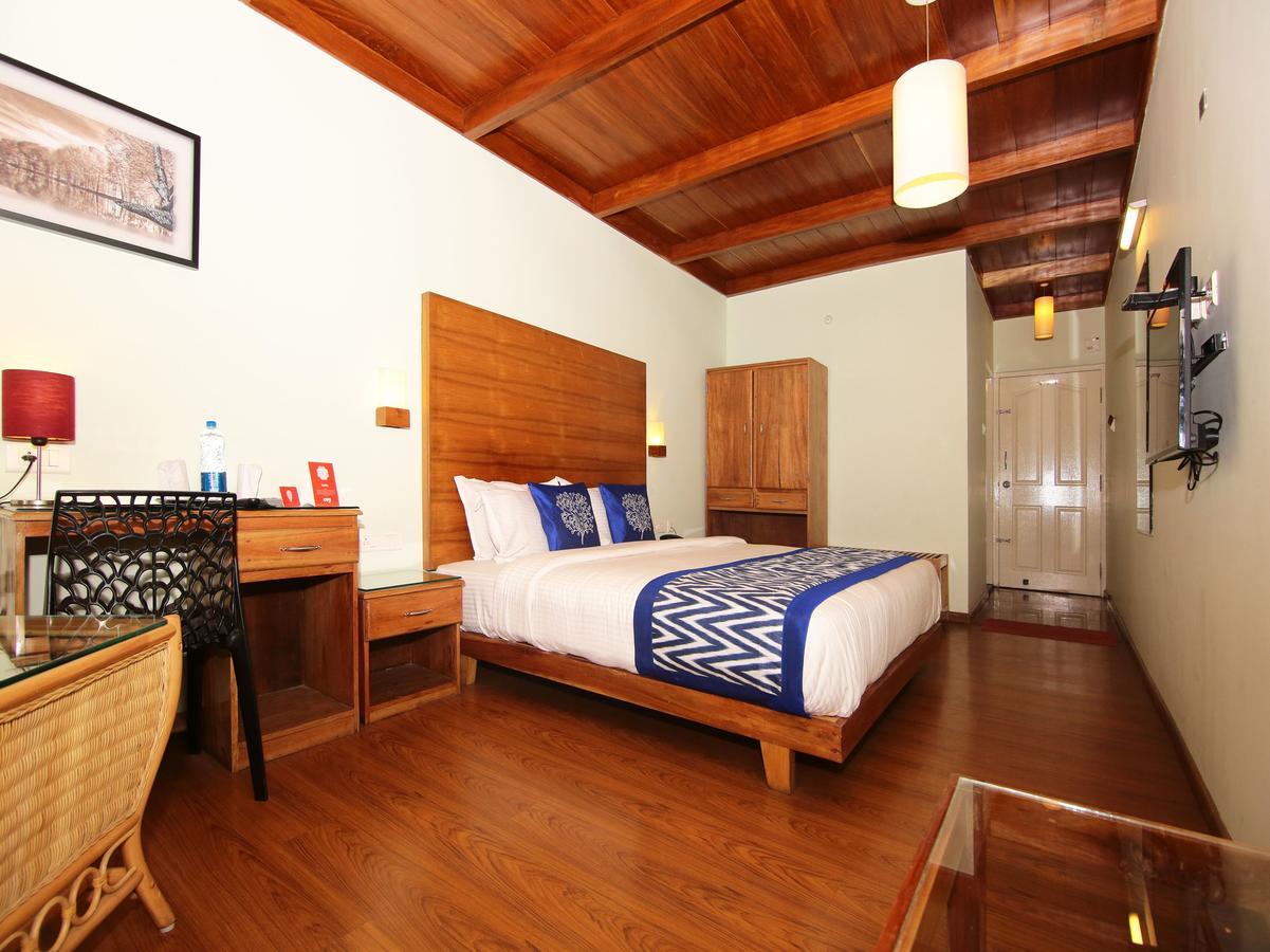 Sn Hotel Munnar Bagian luar foto