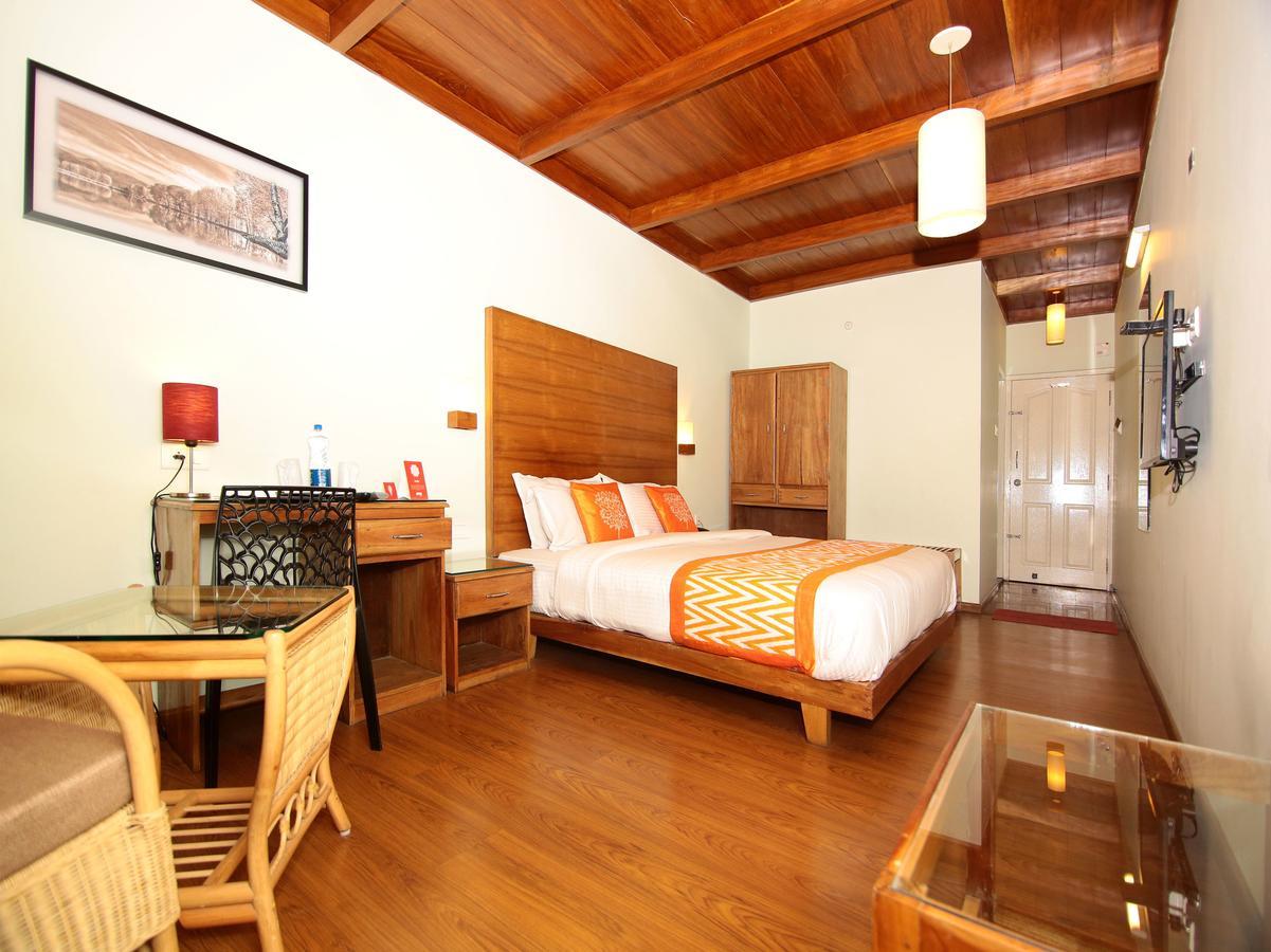 Sn Hotel Munnar Bagian luar foto